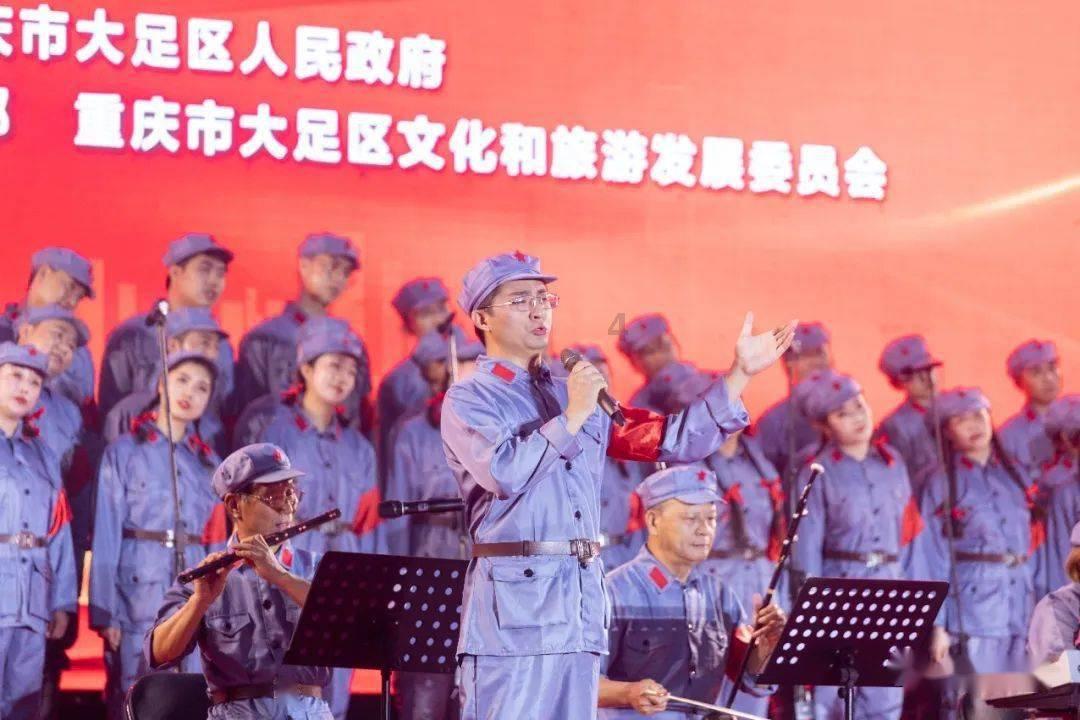 丰田又一SUV迎来换代,号称小号汉兰达,换装凯美瑞同款内饰